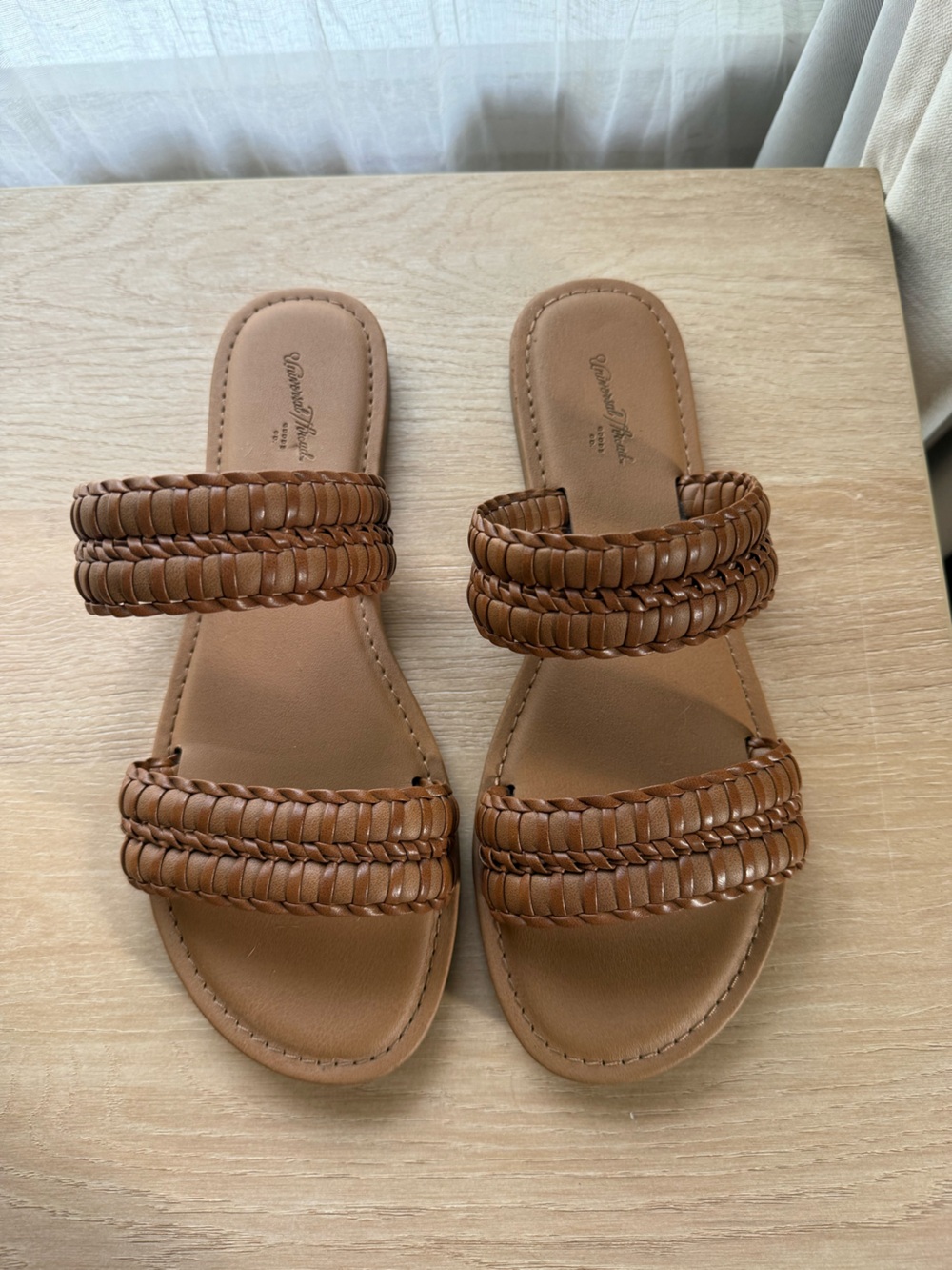 Universal Thread Woven Strap Sandals in Brown US 7 1/2